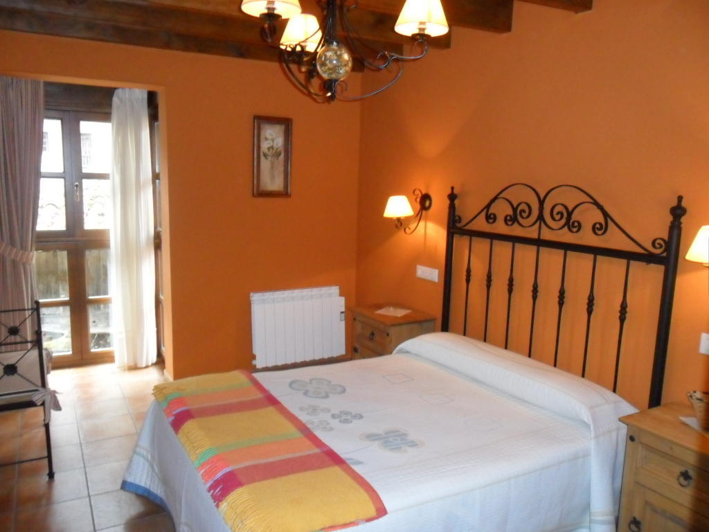 Apartamentos Rurales Los Villares Colunga Zimmer foto