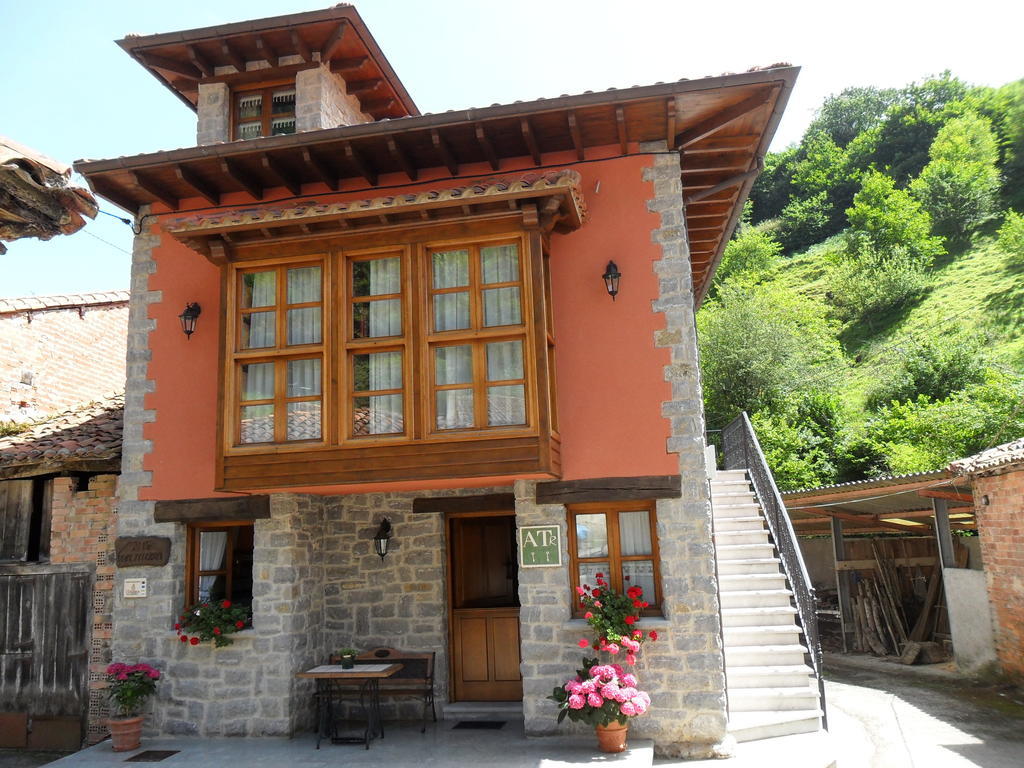 Apartamentos Rurales Los Villares Colunga Exterior foto